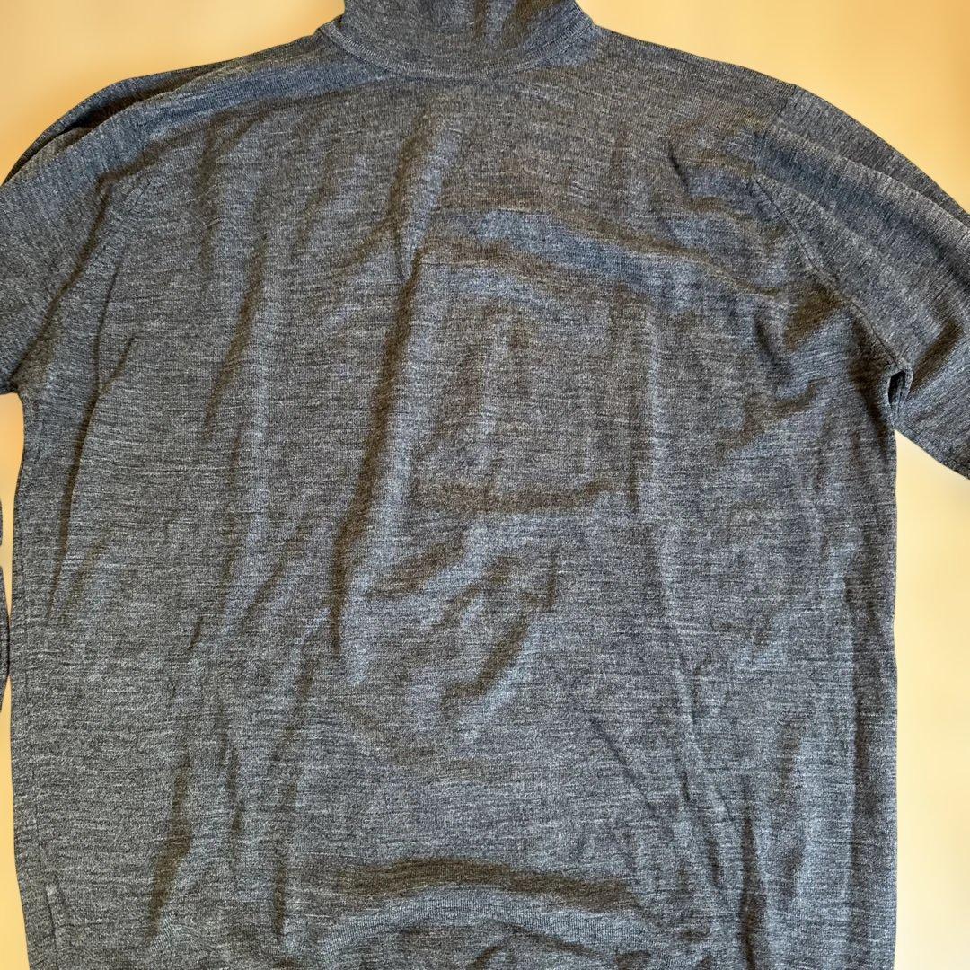 ジョンスメドレー　ダークグレー タートルネックニット