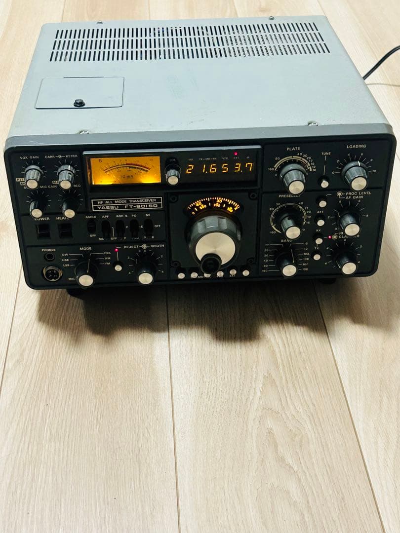 YAESU FT-901SD トランシーバー
