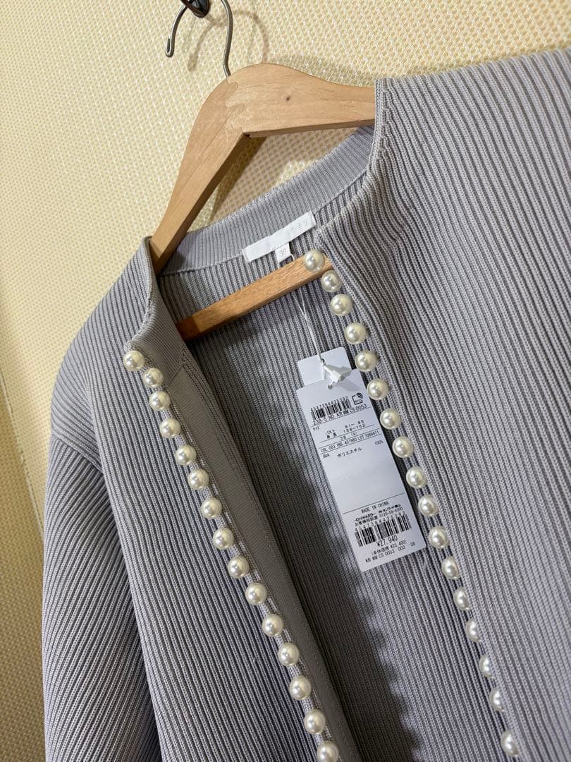 自由区　【新品未使用】 パールデザイン　カーディガン