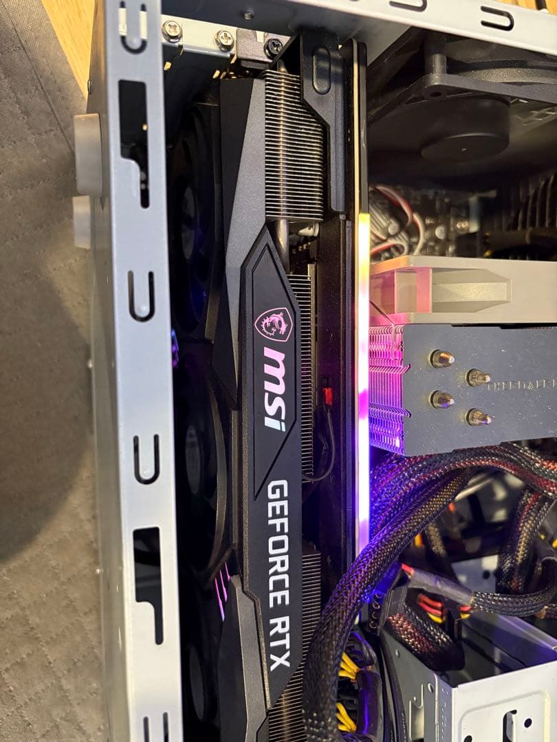 MSI GeForce RTX 3070 GAMING X TRIO動作確認済