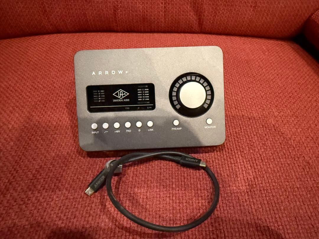 【送料込み】Universal Audio Arrow