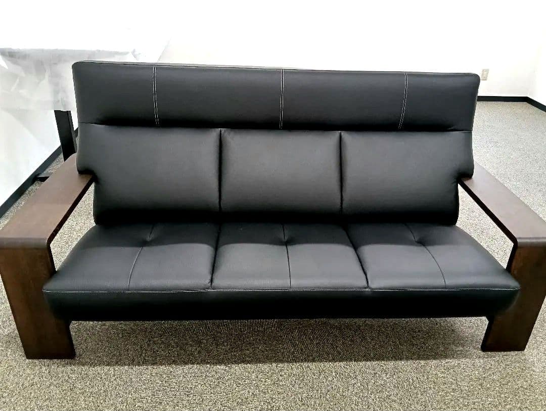 新春特価//カリモク家具Chitano本革ダンテ3人掛け ソファーブラック正規品