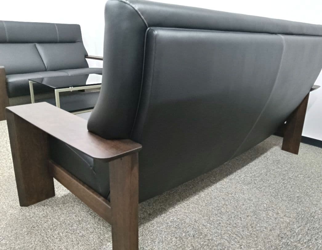 新春特価//カリモク家具Chitano本革ダンテ3人掛け ソファーブラック正規品