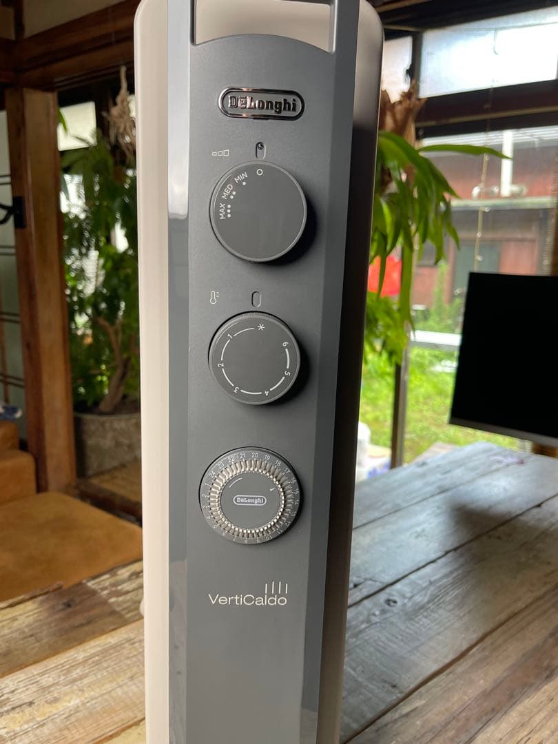 【美品・箱あり】デロンギ オイルヒーター RHJ21F0812-GY