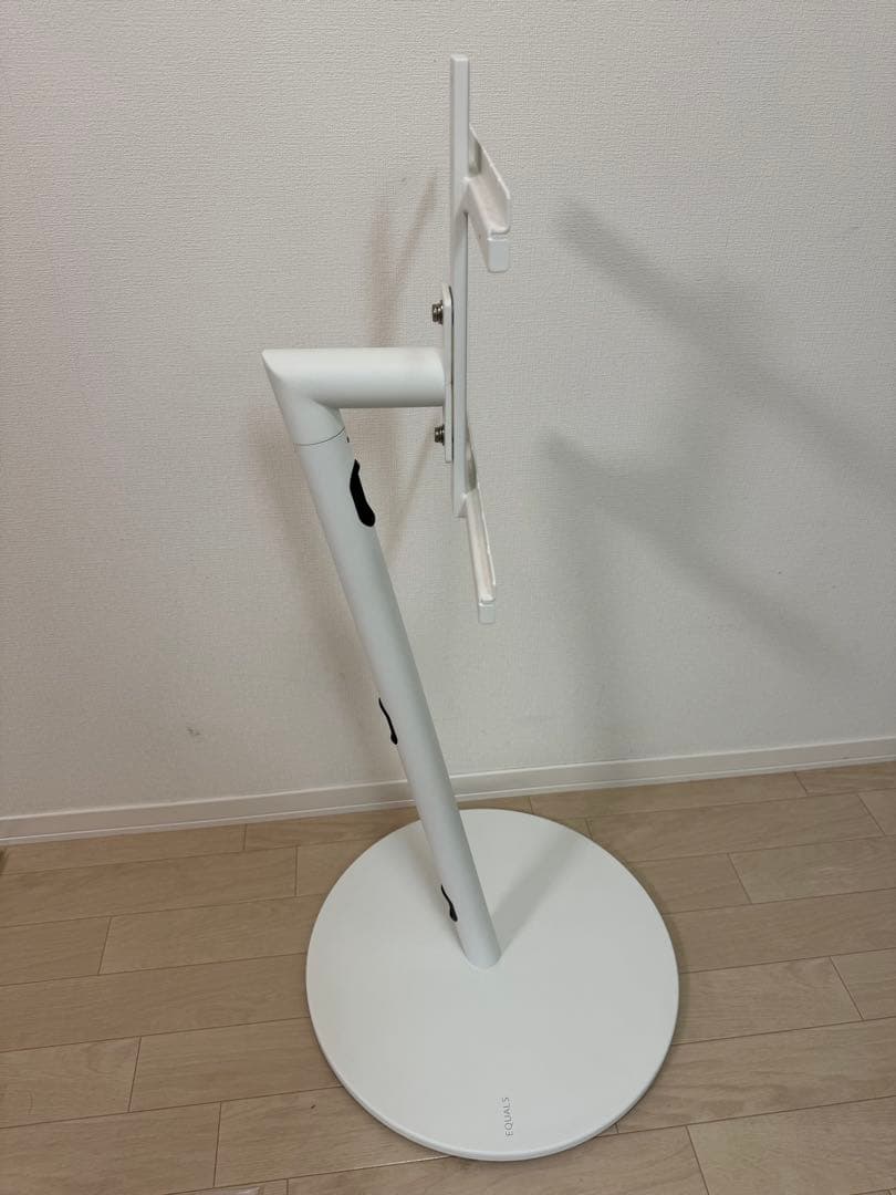 EQUALS テレビスタンド WALL A2 ロータイプ　白