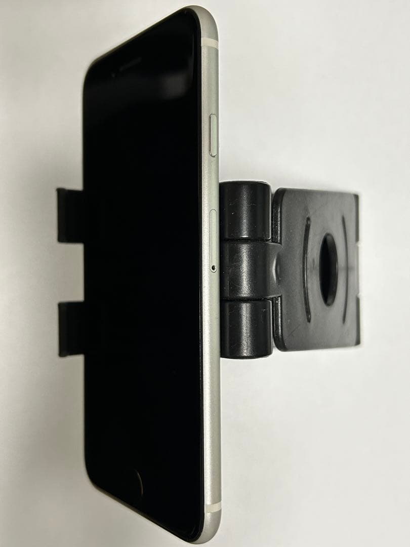 千*ん様 iPhone SE 第2世代 (SE2)