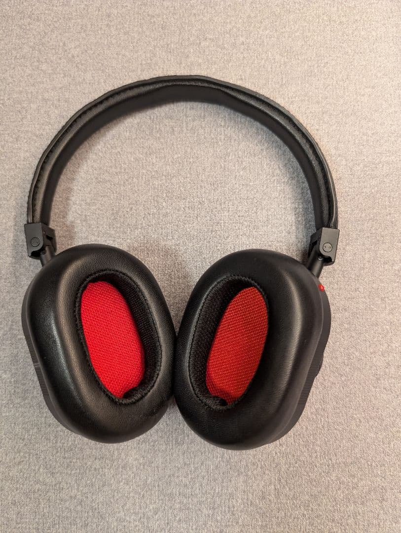 MASTER & DYNAMIC MW60 LEICAコラボモデル