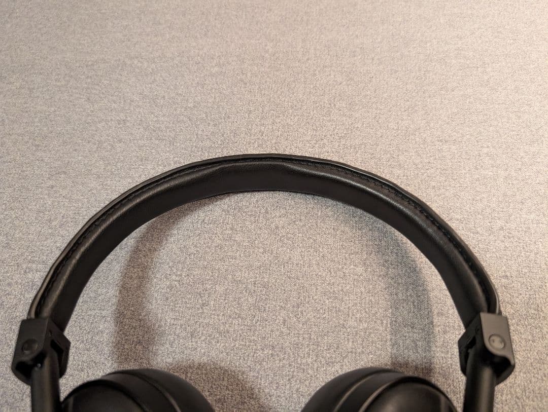 MASTER & DYNAMIC MW60 LEICAコラボモデル