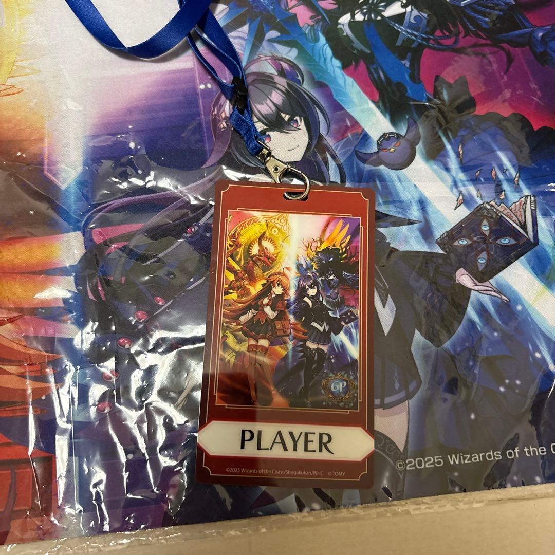 デュエプレGP参加時に配布された限定のプレイマットとスリーブ抽選ヴィヴィスリーブ