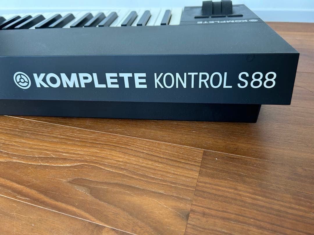 【七味】KOMPLETE KONTROL S88 MK2