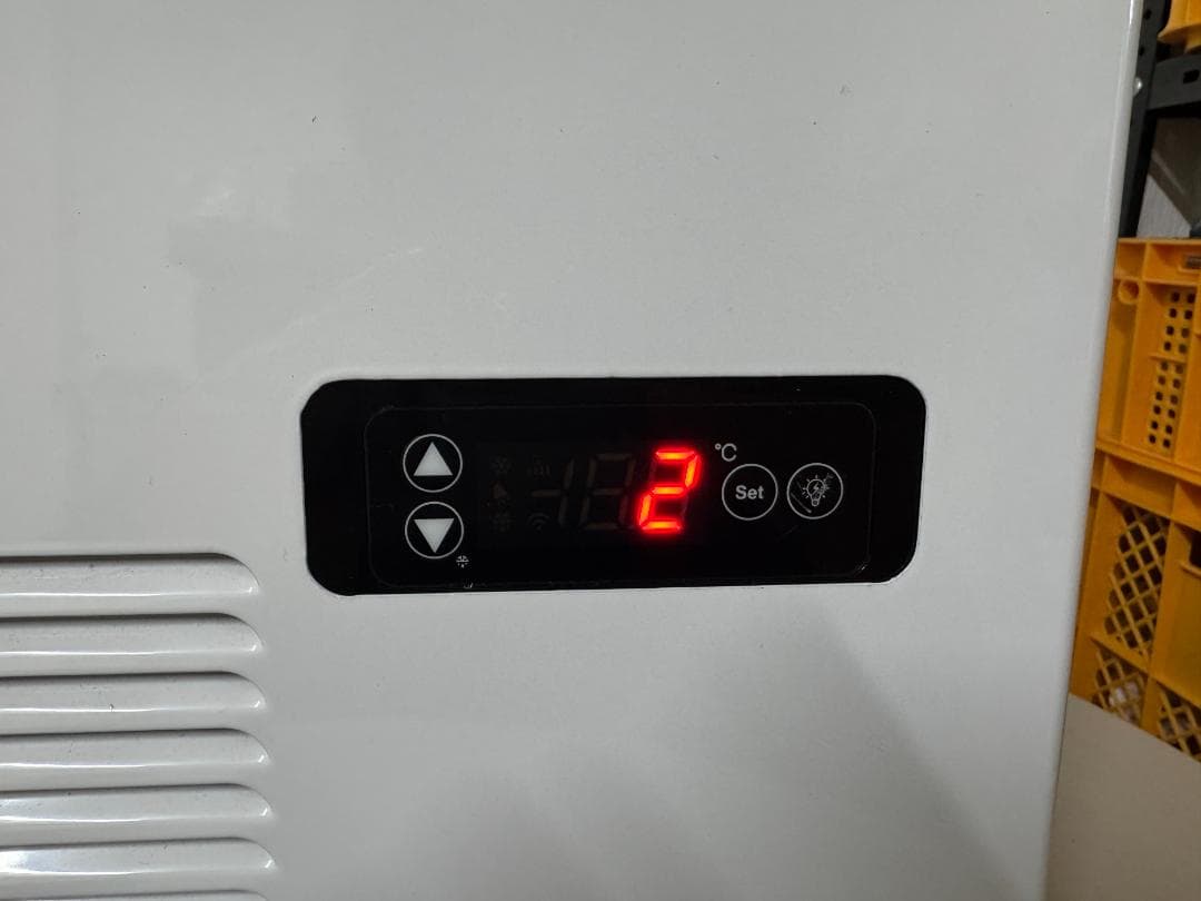 JCM 4面ガラス冷蔵ショーケース JCMS-58　56L 37Kg