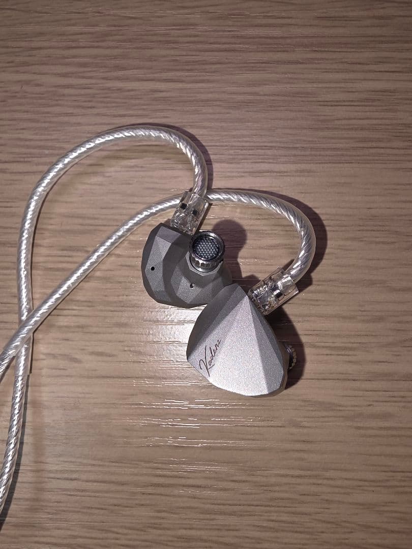 水月雨 Moondrop Kadenz ムーンドロップ カデンツ イヤホン 有線