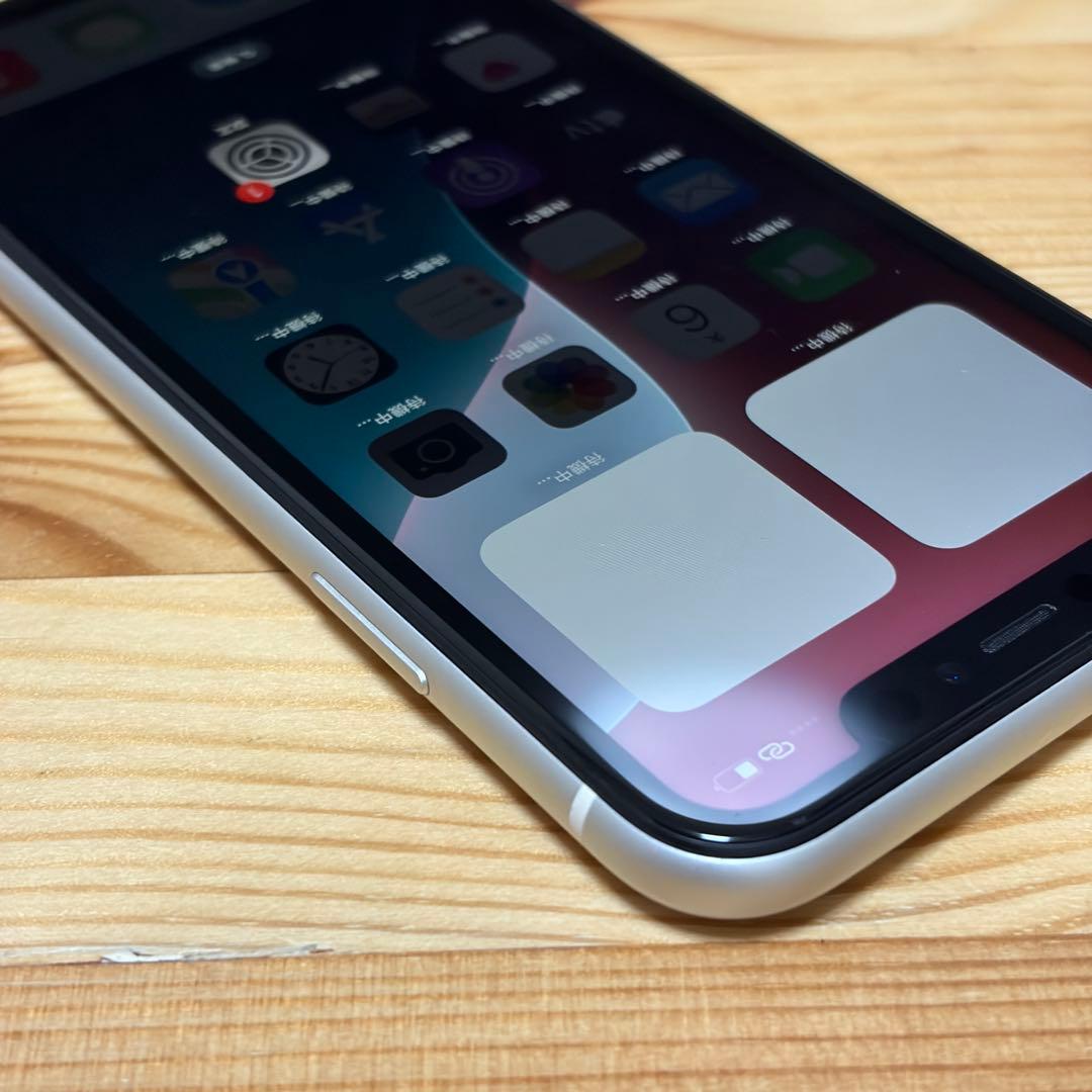 iPhone 11 SIMフリー　バッテリー新品