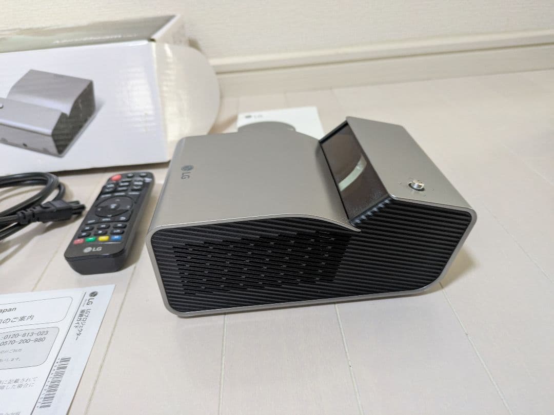 【使用280h・美品】LG PH450UG 超短焦点プロジェクター 元箱付