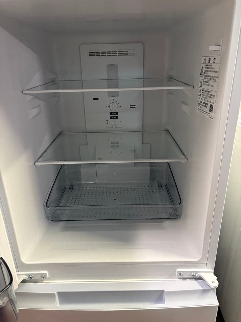 SHARP　２ドア冷蔵庫　2021年モデル　152ℓ　SJ-15E9-W