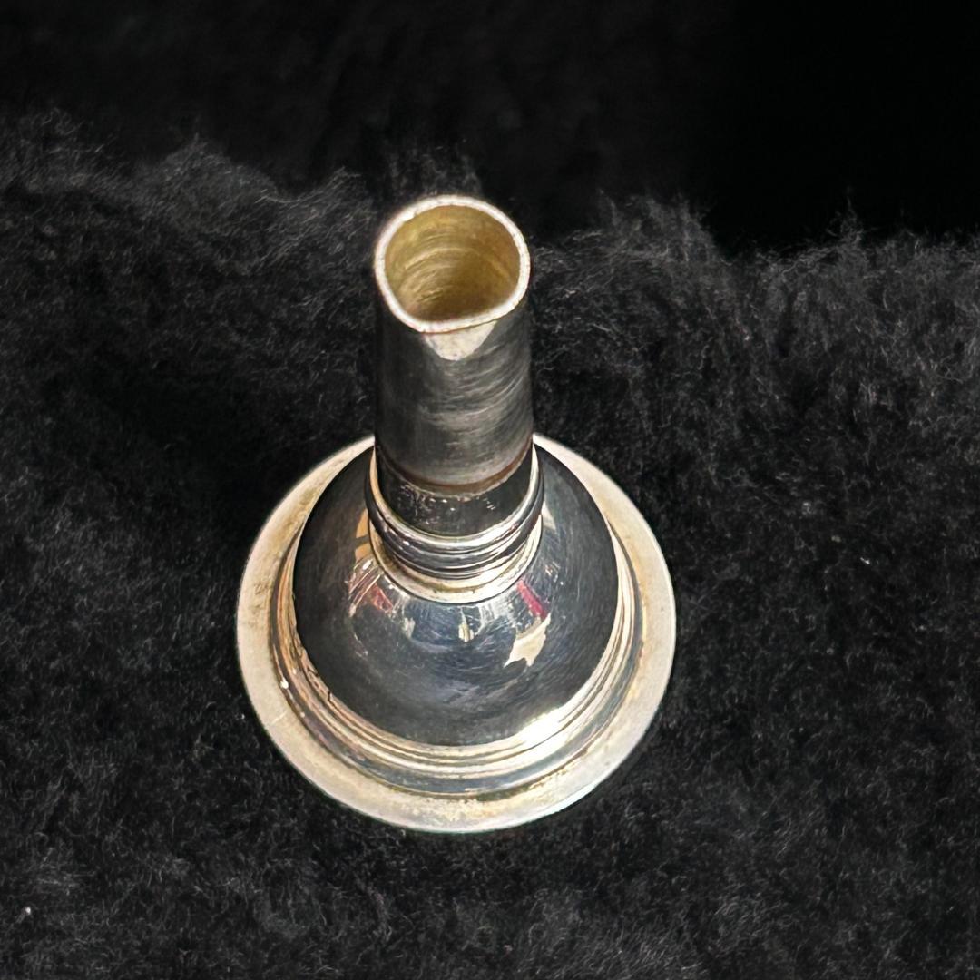 Dynasty　ダイナスティ　マーチングトロンボーン　マウスピース付き