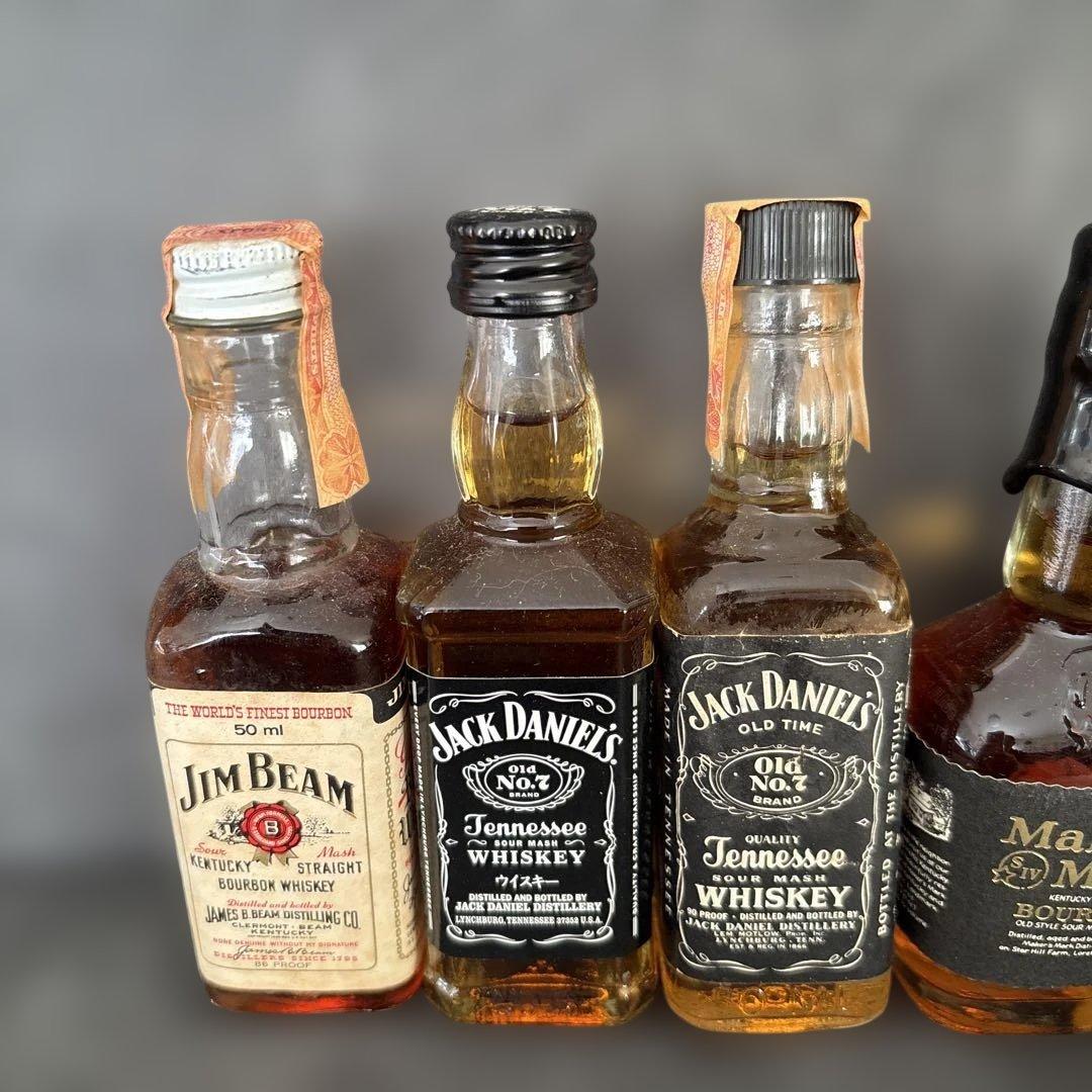 バーボン　ウイスキー メーカーズマーク　黒