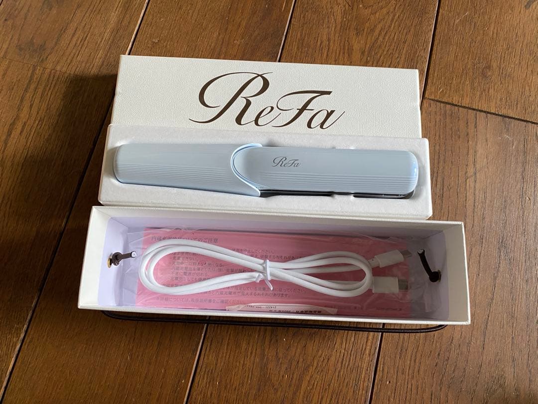 リ*ロ様 未使用リファフィンガーアイロンST