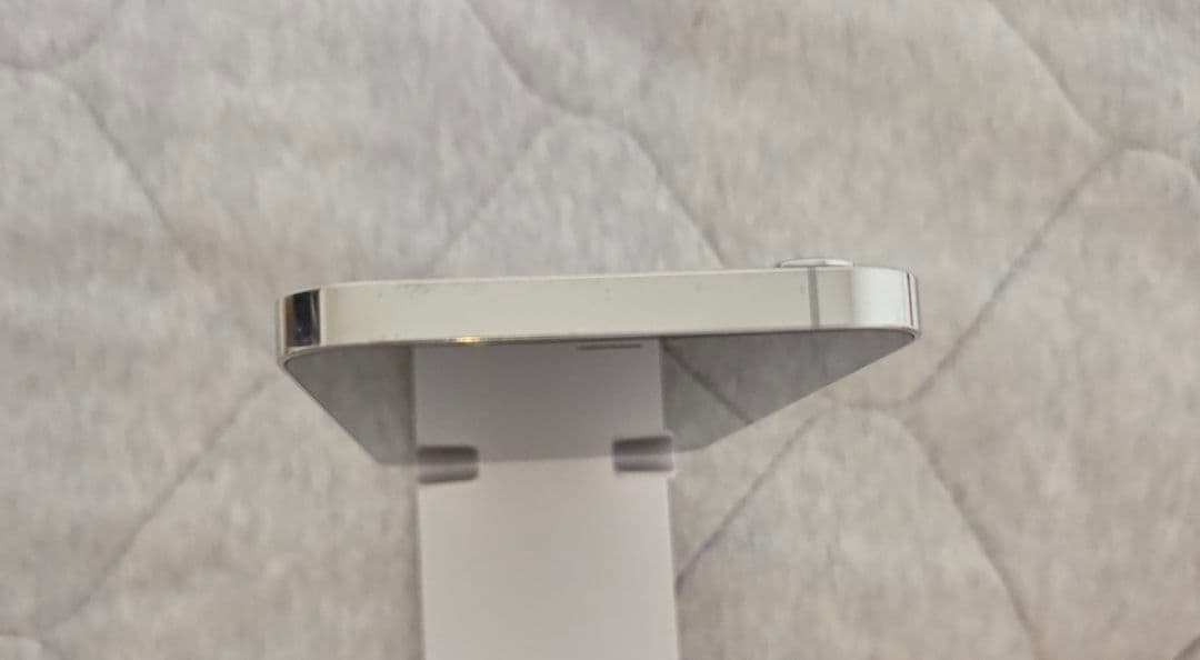 iPhone 12 Pro max 512GBホワイトシルバ－