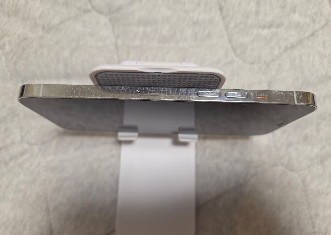 iPhone 12 Pro max 512GBホワイトシルバ－