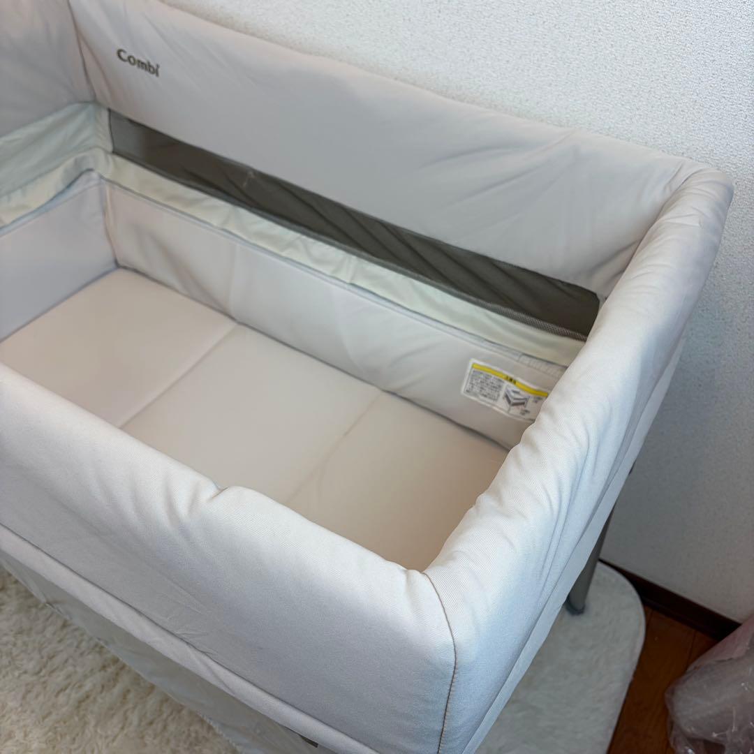 Combi すくすやトモネル ベビーベッド コンパクト
