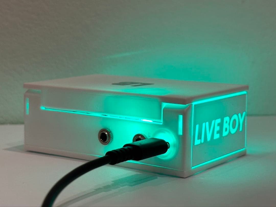 【LIVEBOY V2】【AUX】エメラルド リバーブユニット