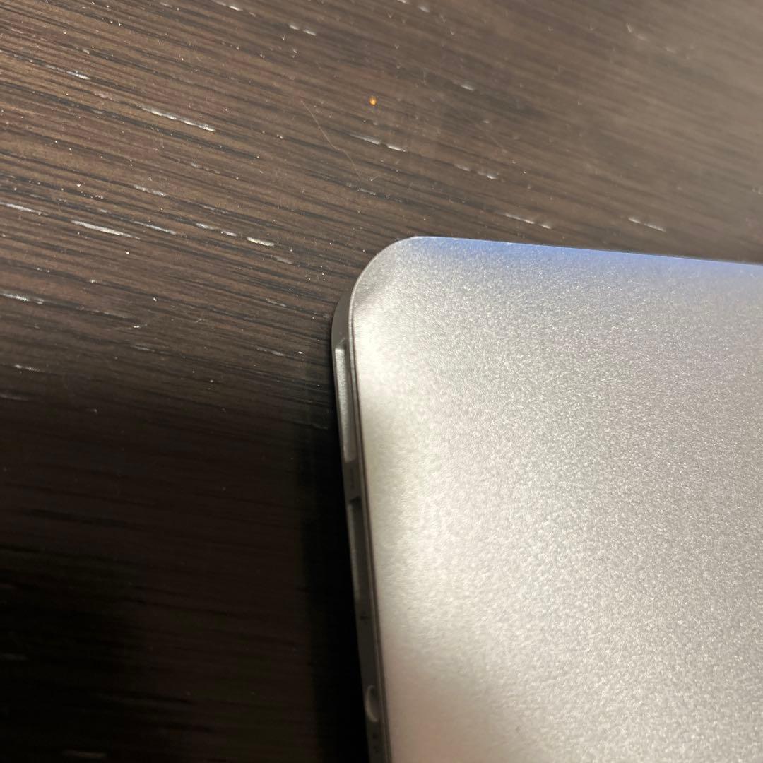 Apple MacBook Air 充電器付き 13inch 2015年