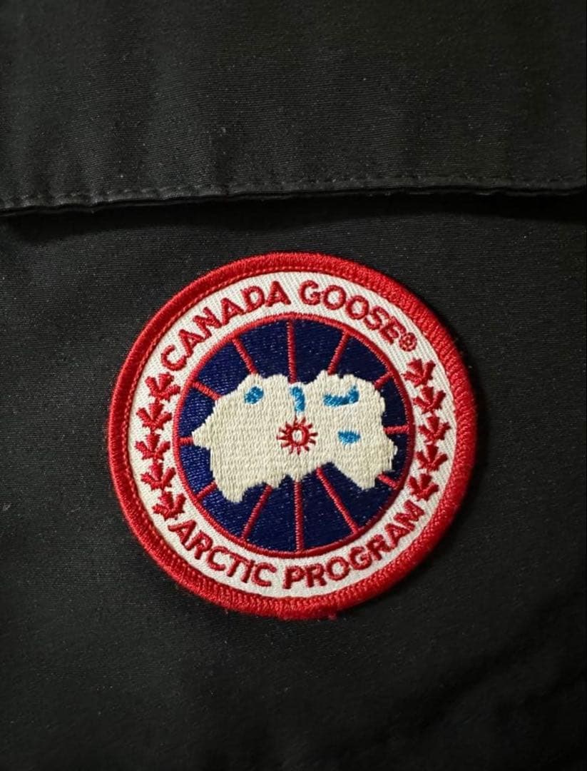 麦*茶様 る*ー様 カナダグース エクスペディション ダウンジャケット M