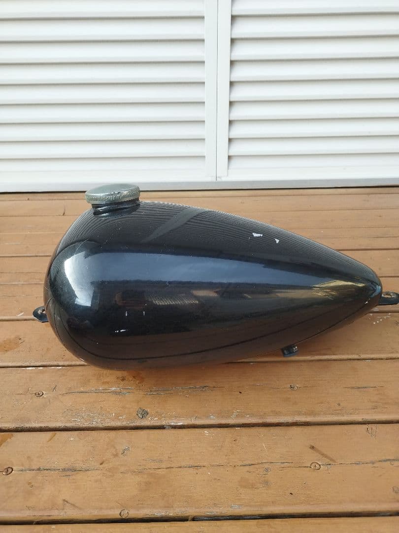 ハーレー エッグタンク