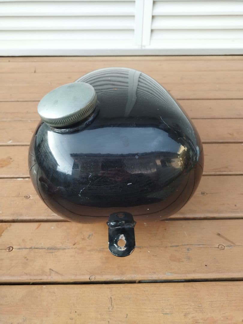 ハーレー エッグタンク