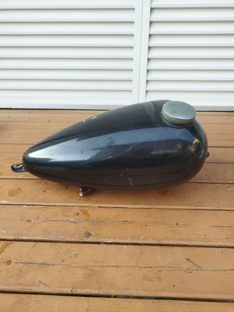 ハーレー エッグタンク