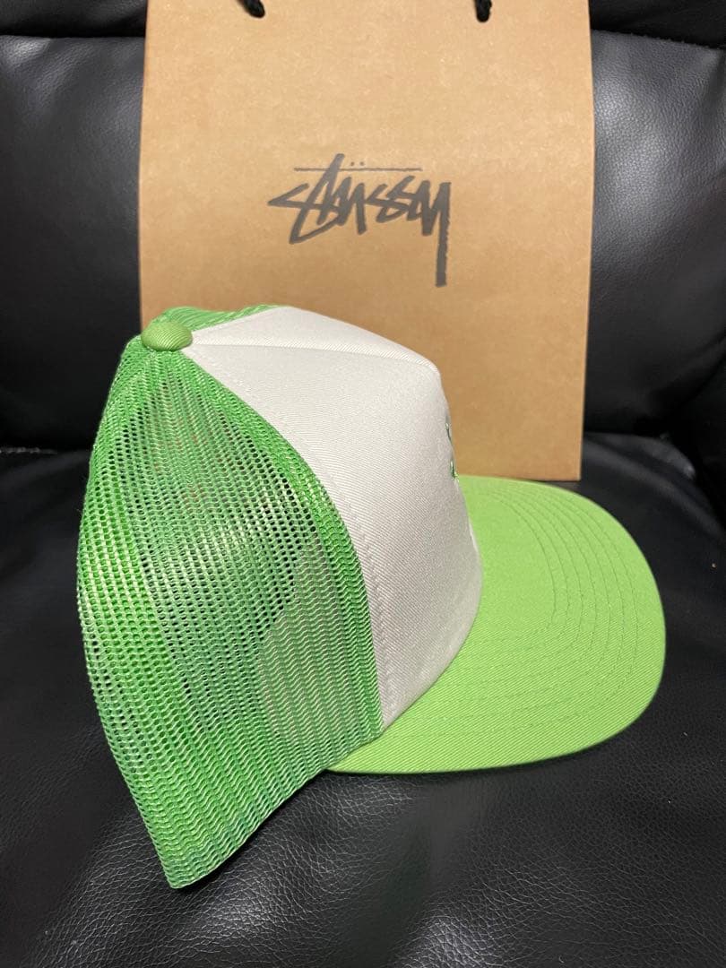 STUSSY CROWN STOCK TRUCKER CAP 緑