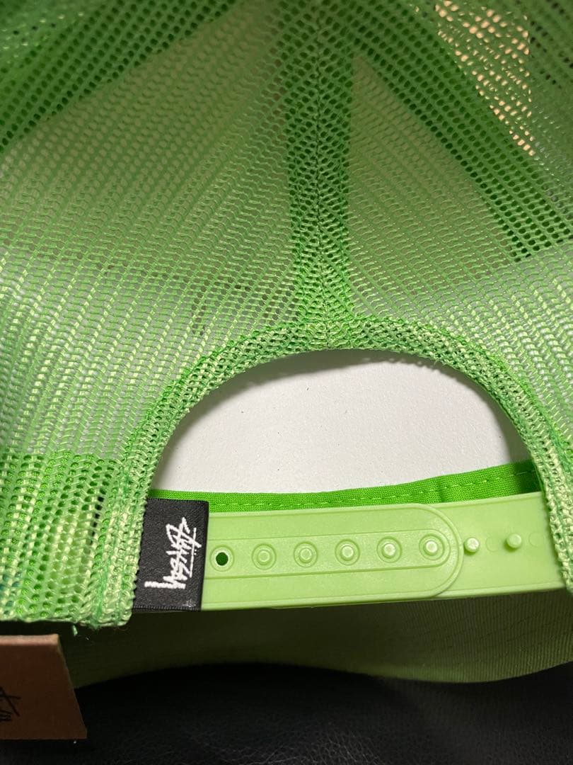 STUSSY CROWN STOCK TRUCKER CAP 緑