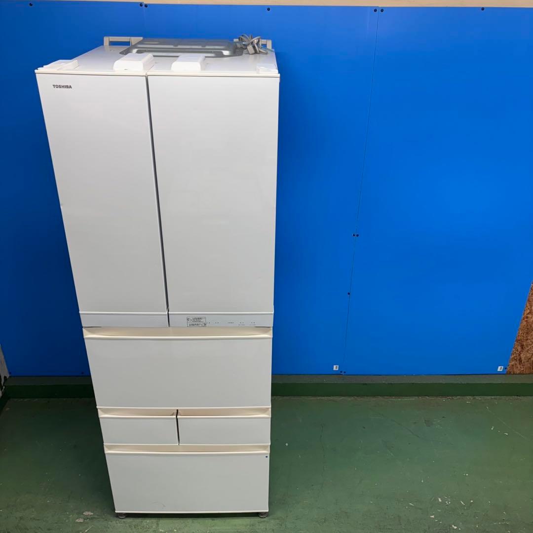 576 東芝 大型冷蔵庫 500L強 小型 家庭用 観音開き 自動製氷 ワイド