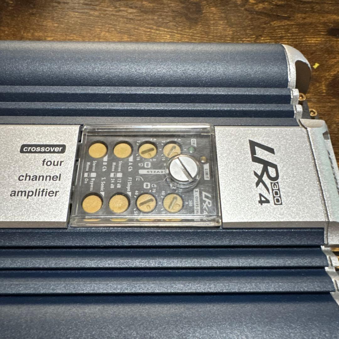 audison LRx4 .300 4chパワーアンプ