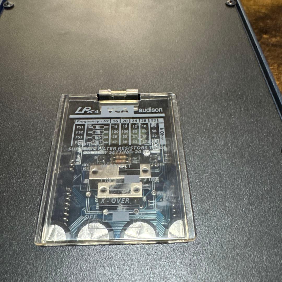 audison LRx4 .300 4chパワーアンプ