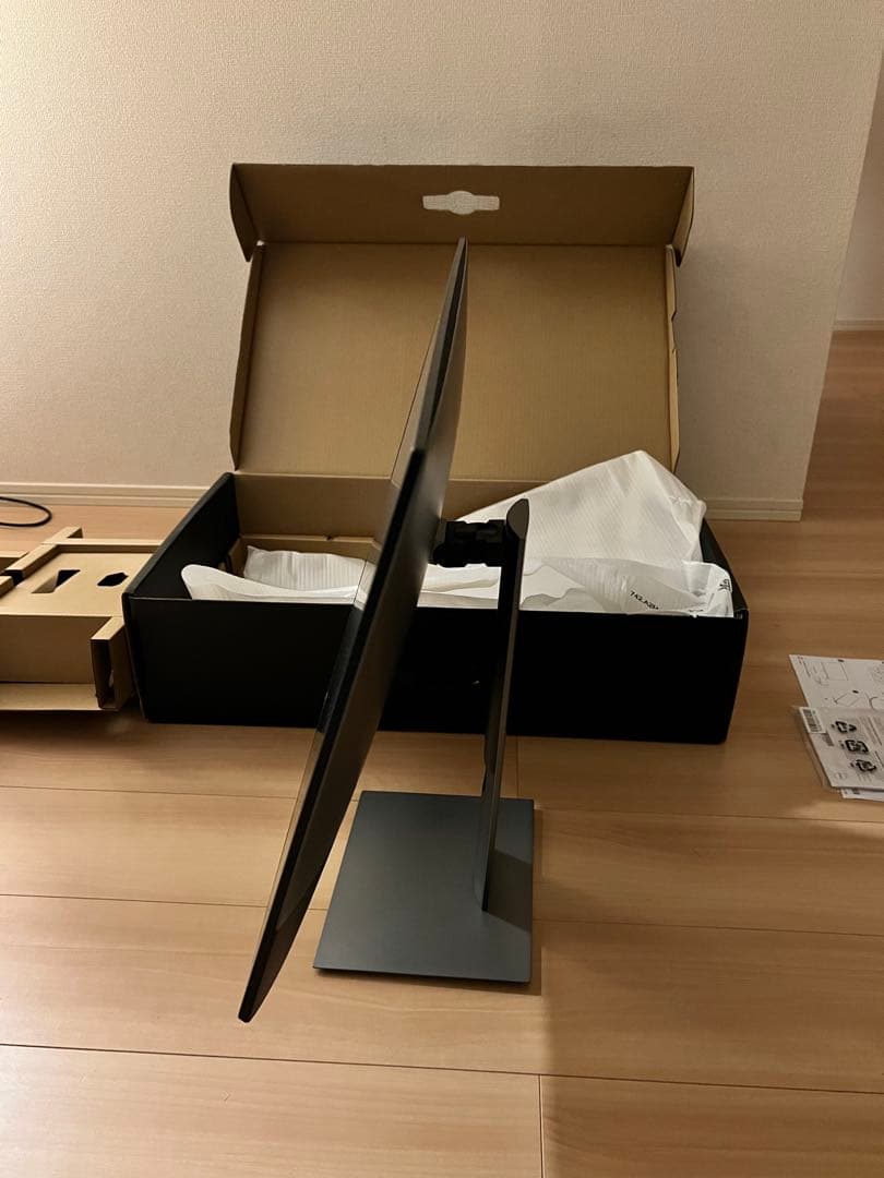 イ*ケ様 【美品】DELL U2719D 27インチ ディスプレイ本体 シルバー