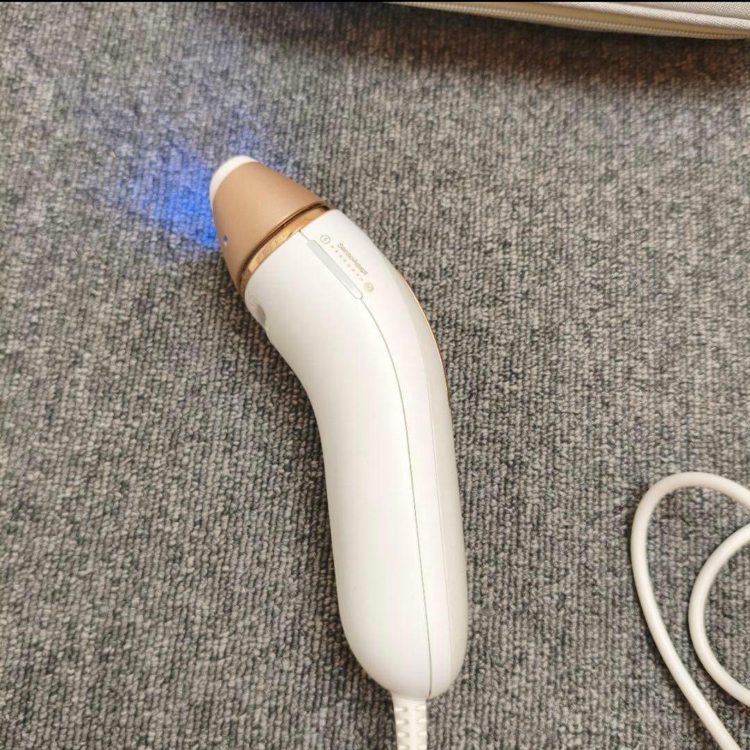 BRAUN IPL脱毛器 ポーチ付き Silk-expert Pro 5 VIO