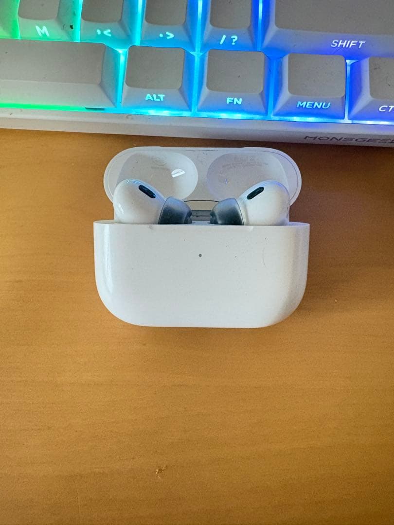 Apple Airpods Pro 第2世代　lightning