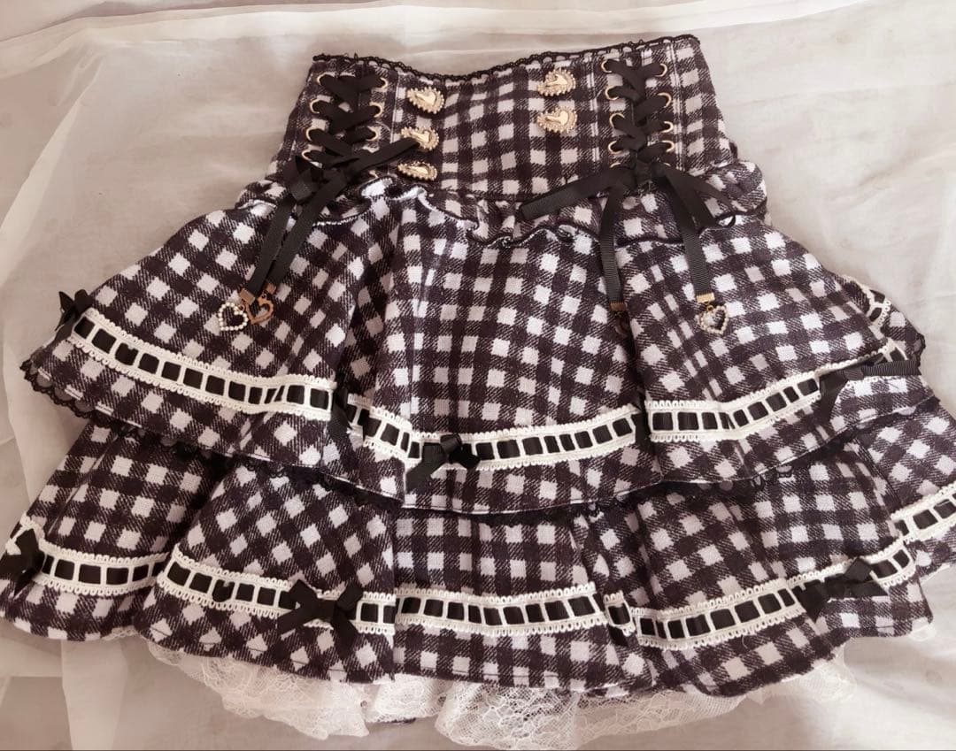 あ*ま様 リズリサ　はしごリボンギンガムティアードスカパン ブラック