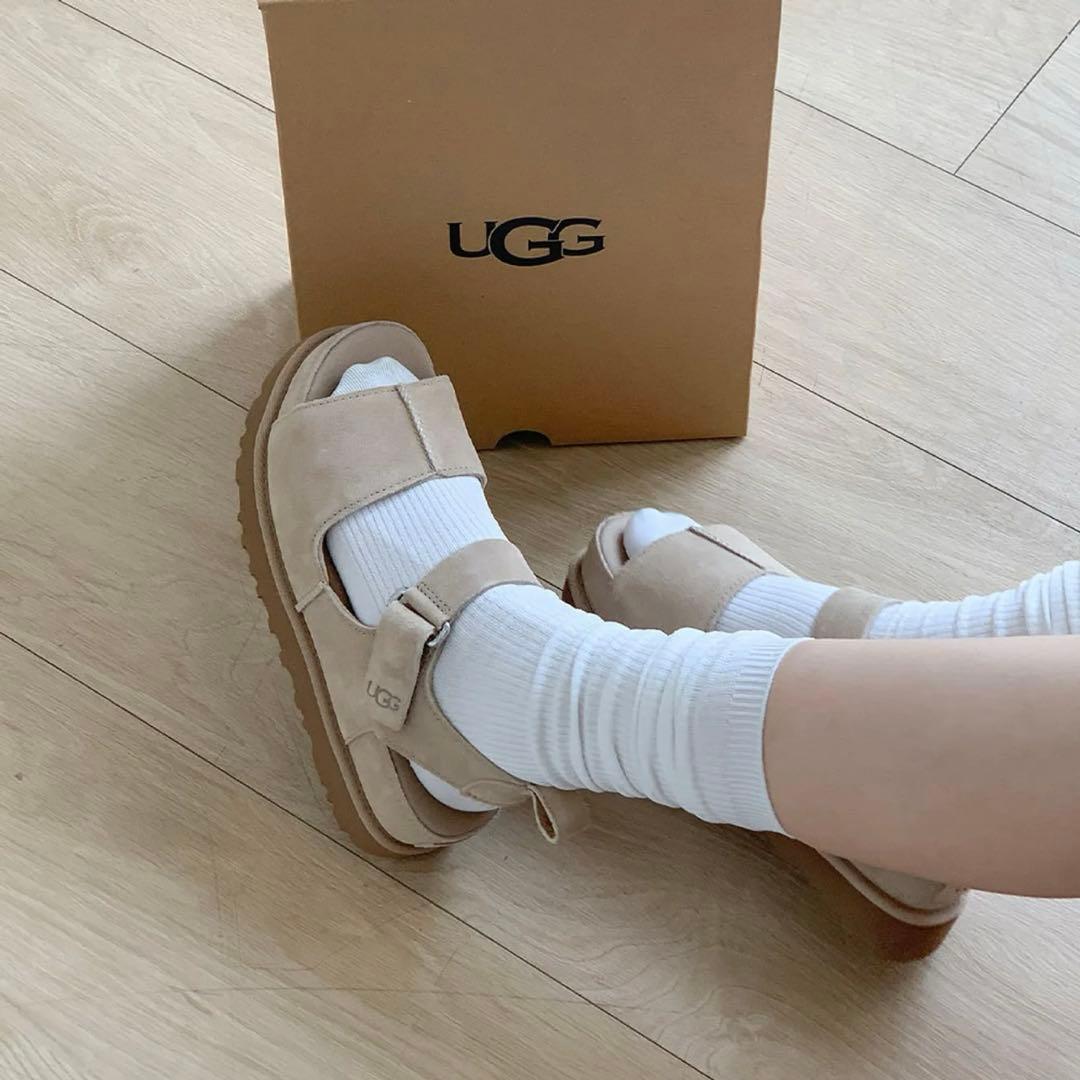 【UGG】Golden Star Hi Sandals 女性用 最終値下げ