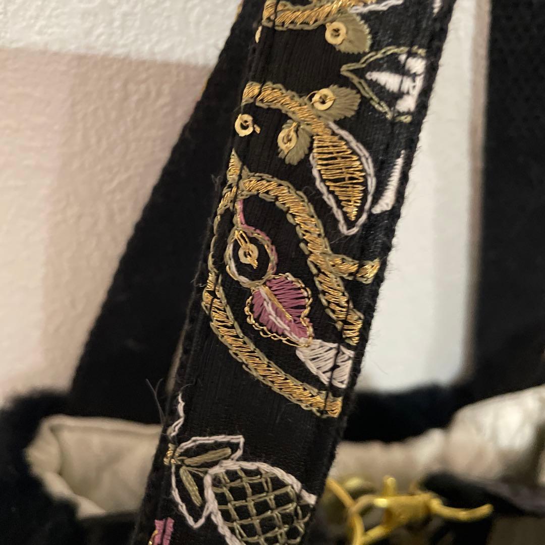 あ*き様 コヤンイサムチョン　うさぎサンダーちゃん円底バケツトートバッグ