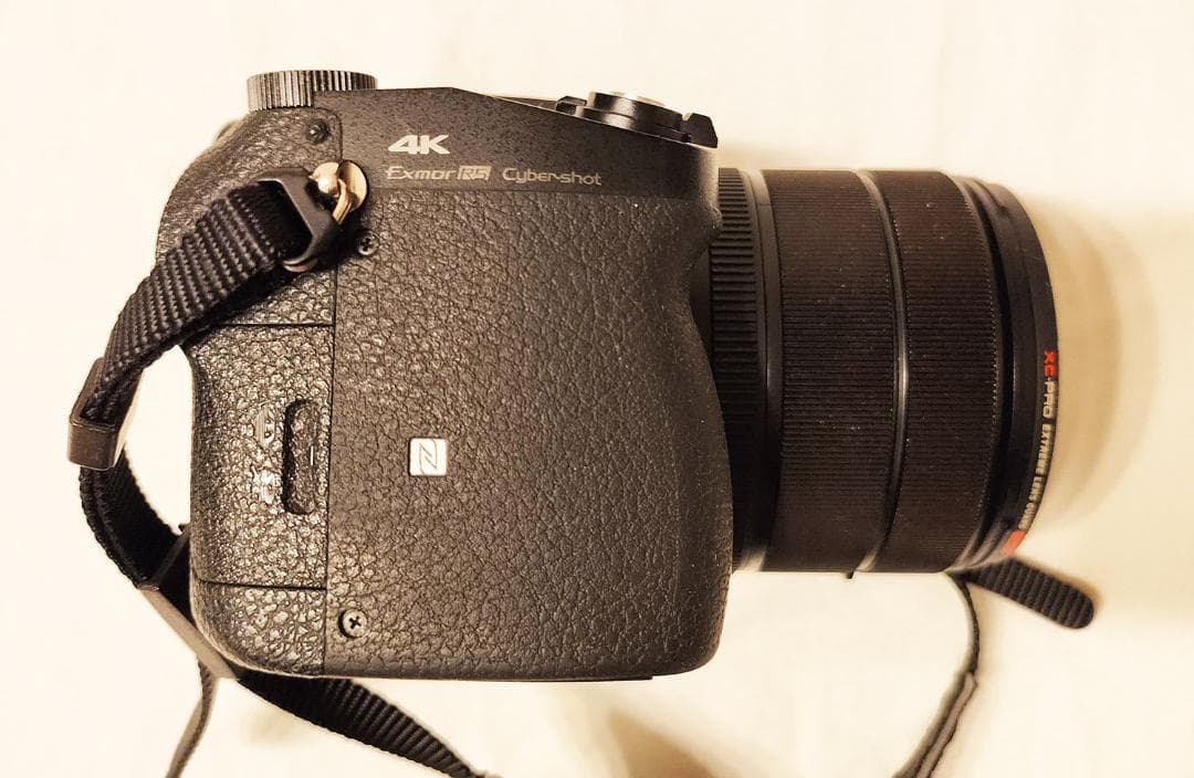 SONY RX10M4 (DSC-RX10M4)本体・ 純正革ケース