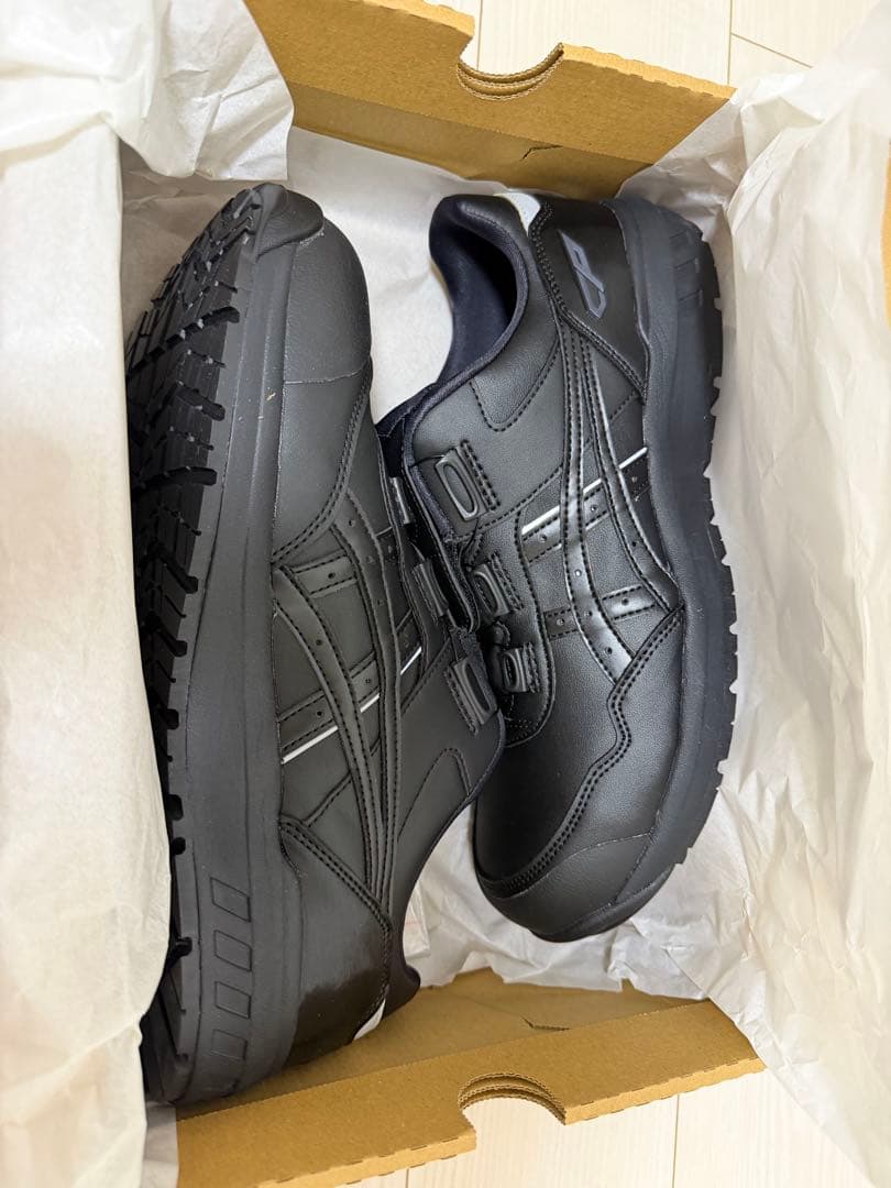 [未使用品]アシックス　黒ウィンジョブ® CP306 28.0cm