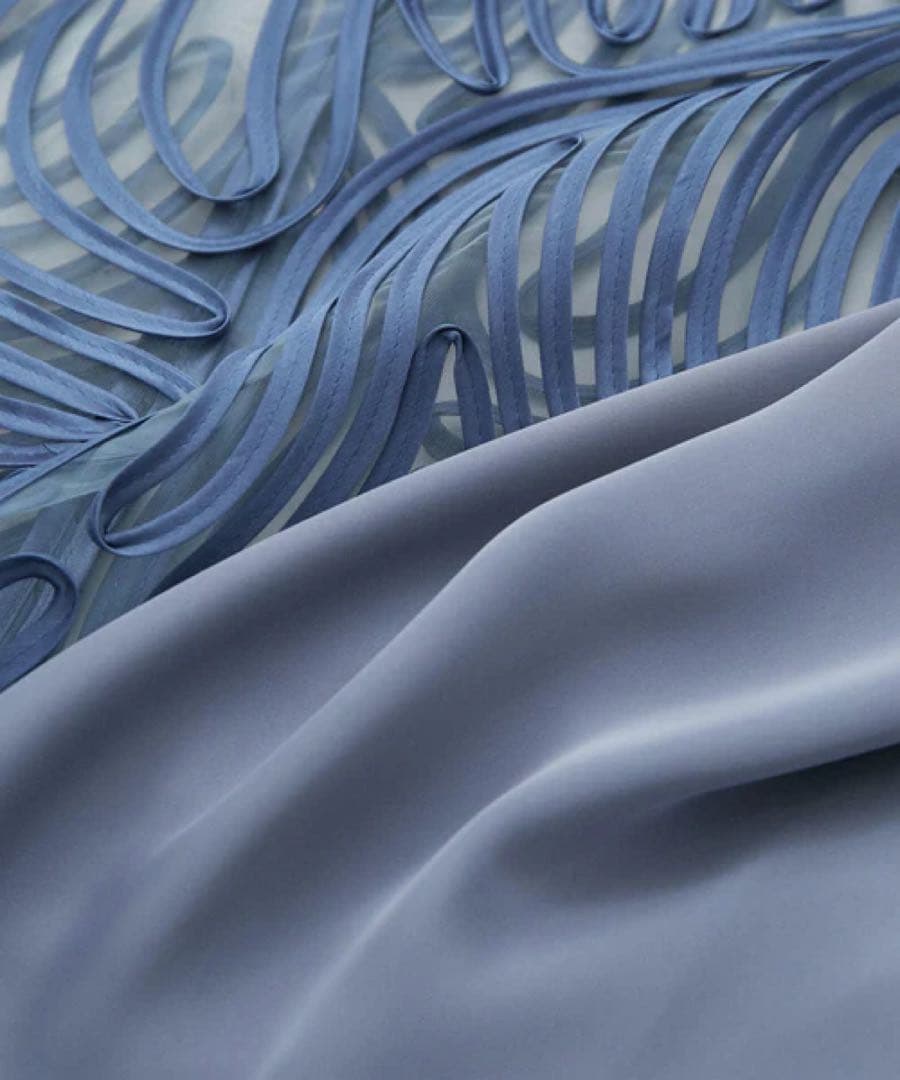 【オケージョン対応】ラインアートシアーワンピース