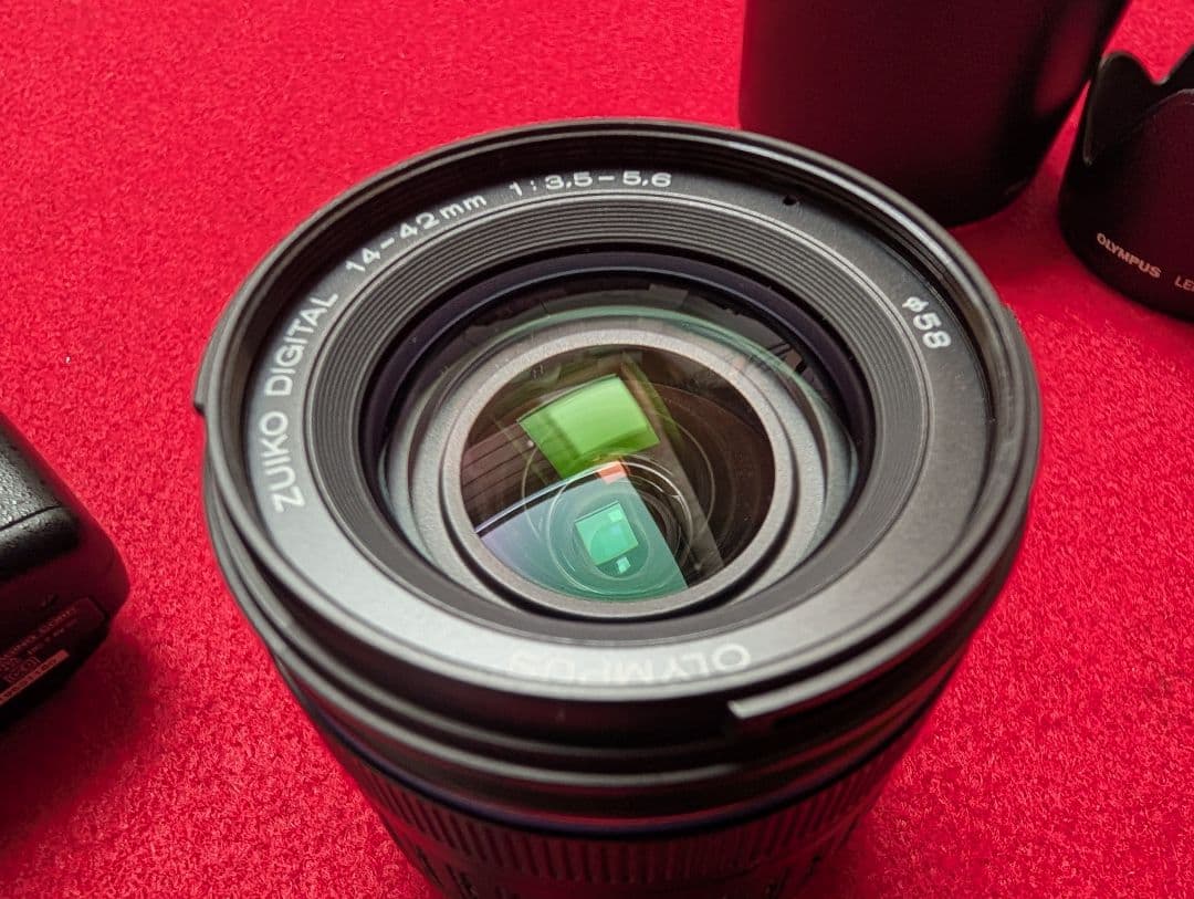 ■オリンパス E-420 一眼レフ 望遠レンズ 他付属品付けます