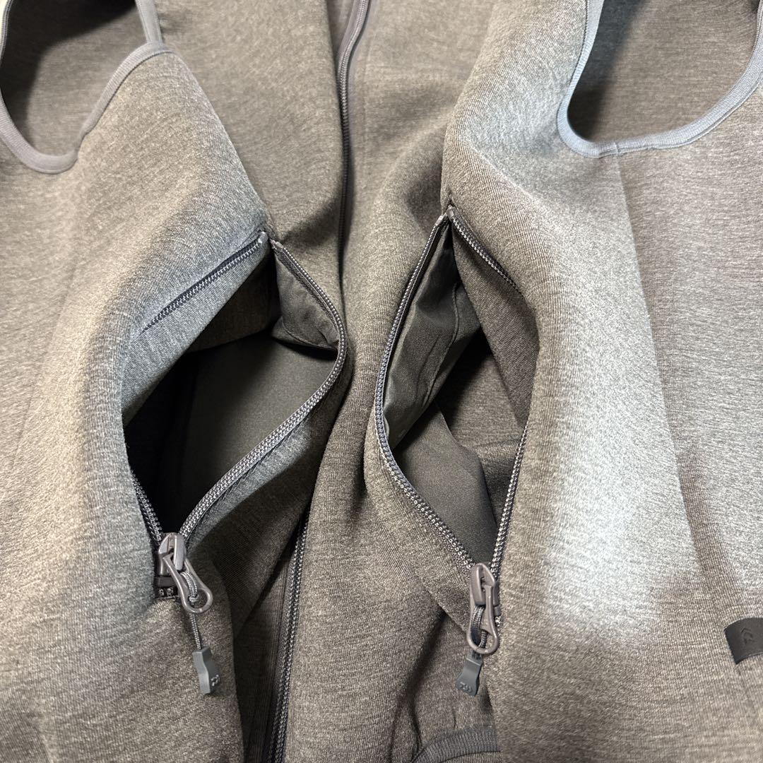 未使用級⭐️DAIWA PIER 39 現行完売品 ベスト チャコール M