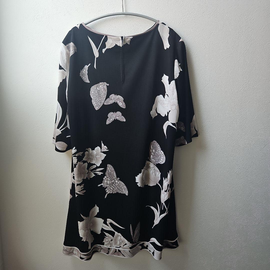 LEONARDブラック 花柄 五分袖チュニック