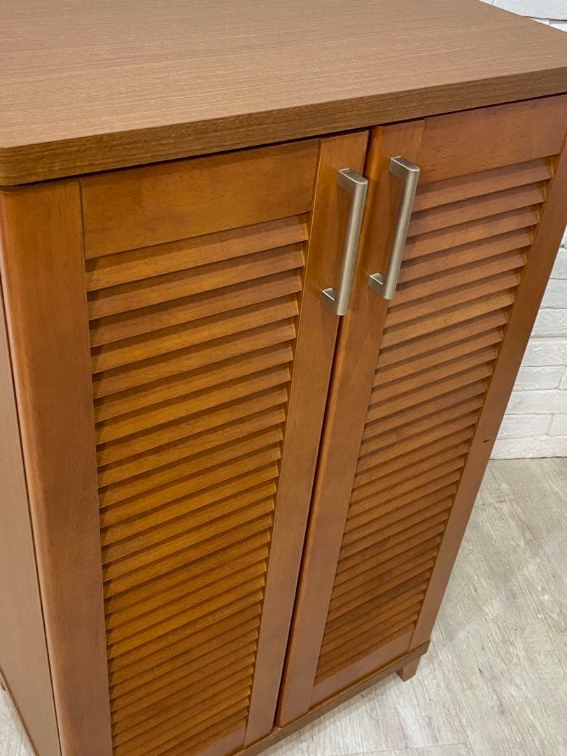 【東京都内23区配送無料】シューズボックス　玄関　ルーバー　下駄箱　18足収納