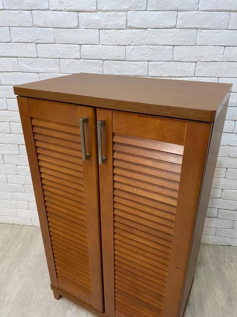 【東京都内23区配送無料】シューズボックス　玄関　ルーバー　下駄箱　18足収納